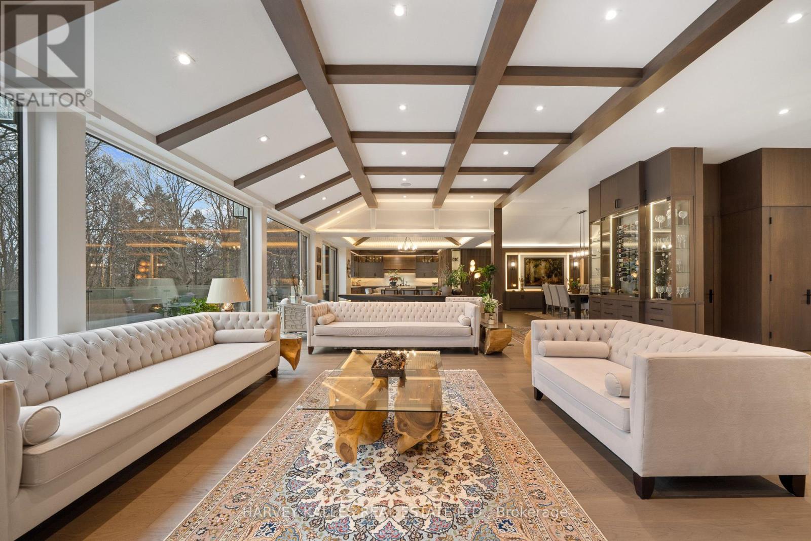 140 Sandringham Drive, Toronto, Ontario  M3H 1E3 - Photo 7 - C12972482