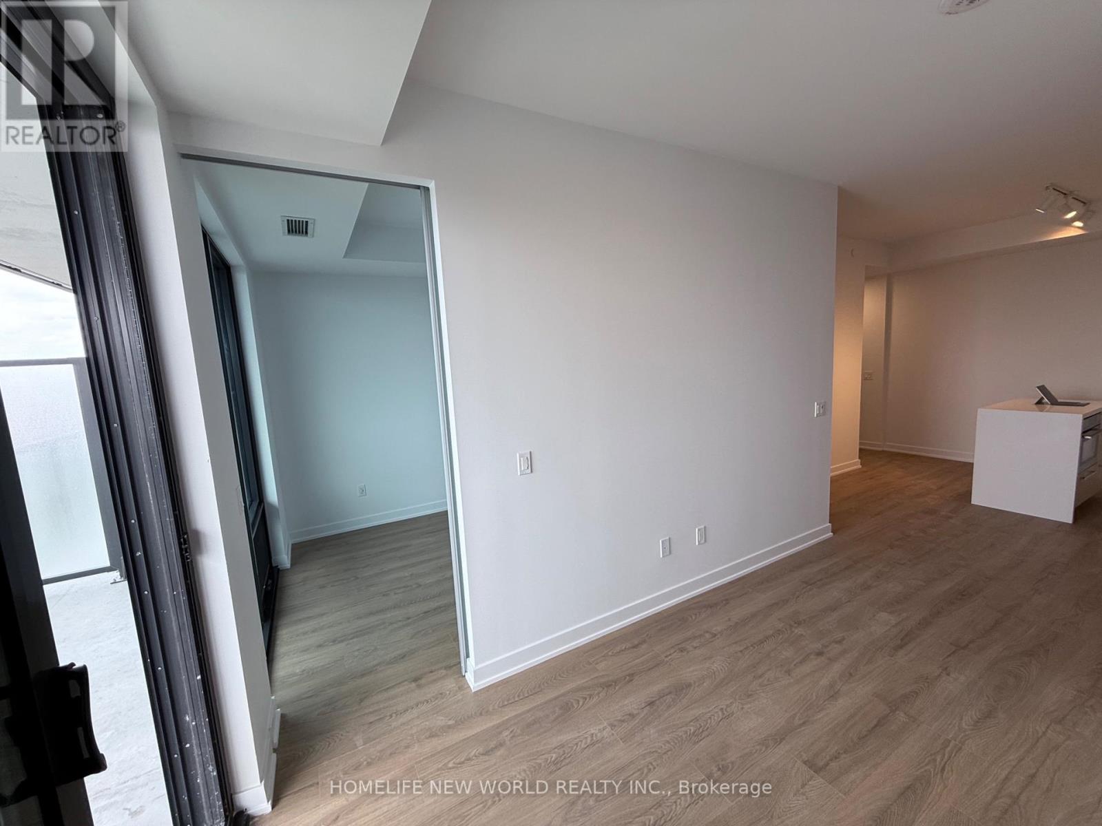 2005 - 29 Green Trail Court, Toronto, Ontario  M2K 1E3 - Photo 11 - C12972616