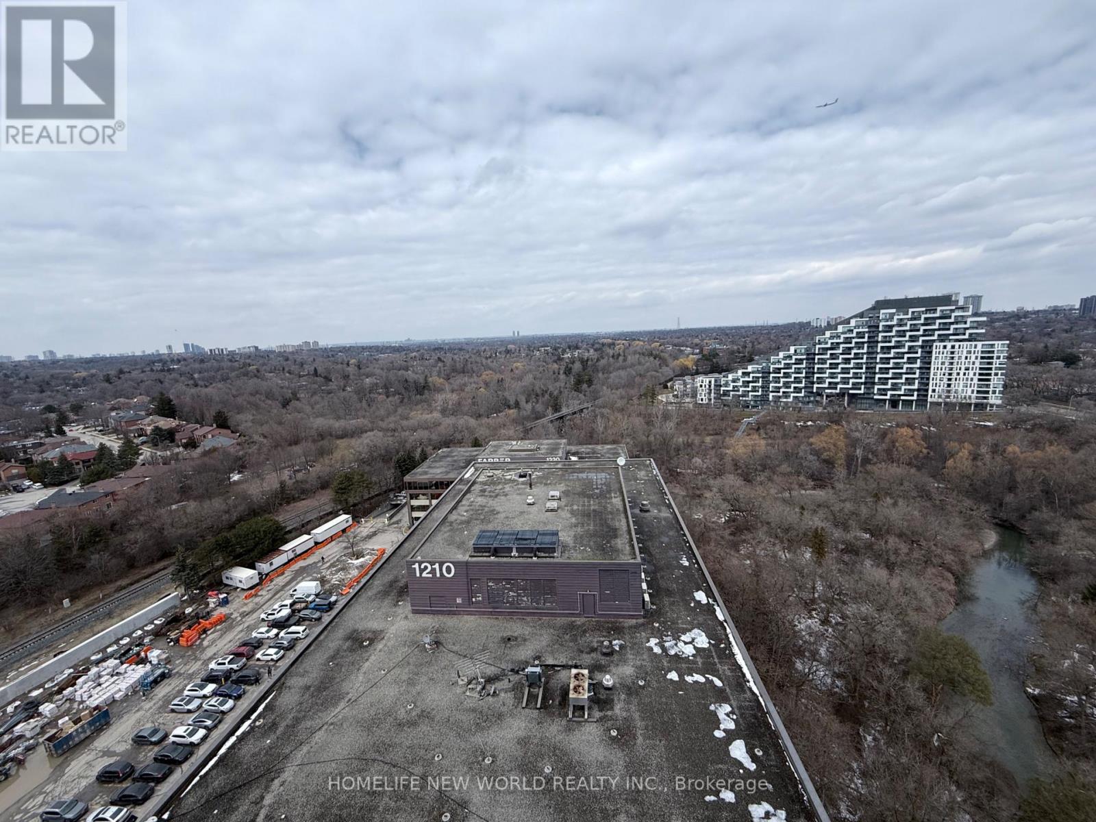 2005 - 29 Green Trail Court, Toronto, Ontario  M2K 1E3 - Photo 18 - C12972616