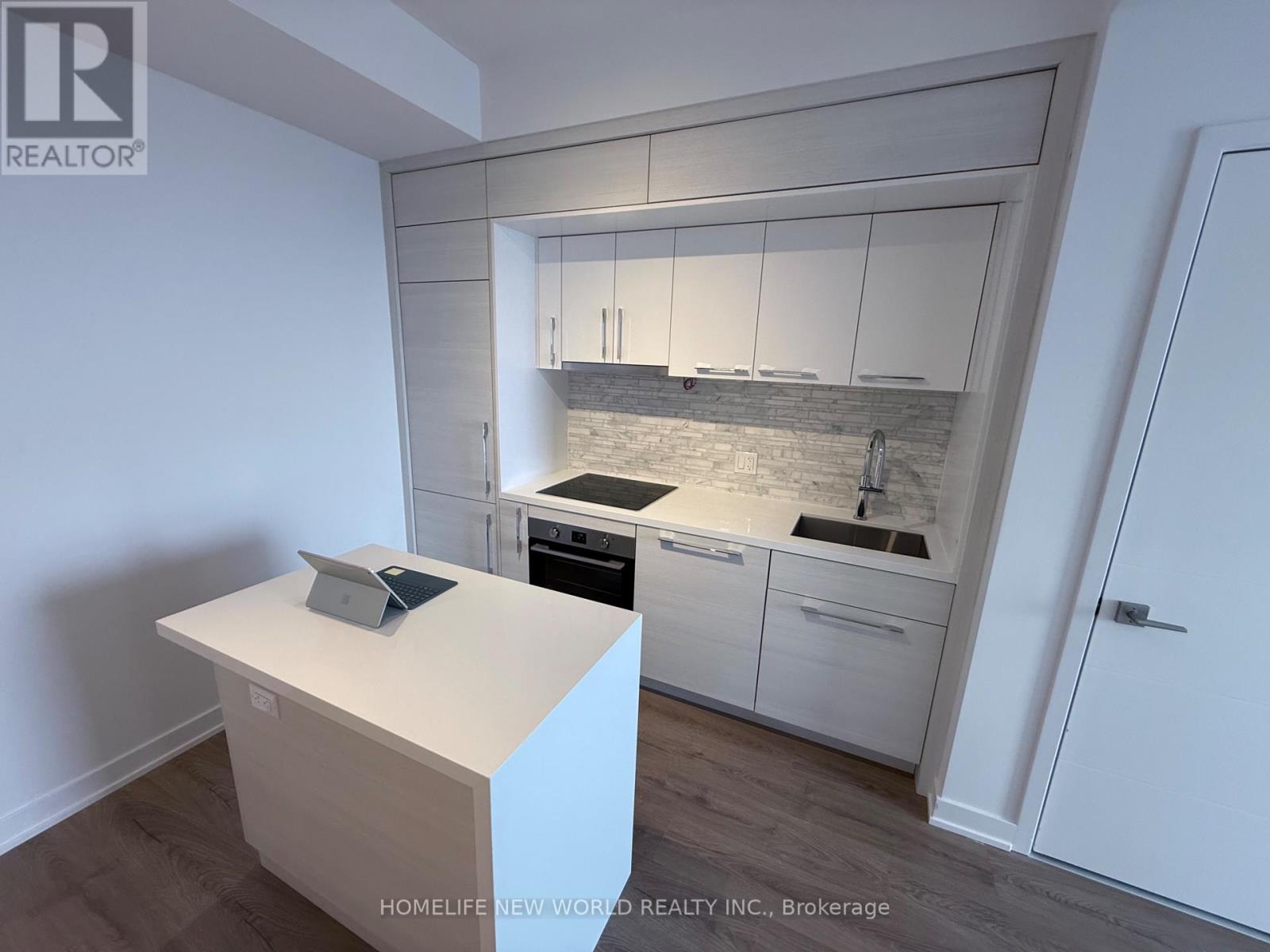 2005 - 29 Green Trail Court, Toronto, Ontario  M2K 1E3 - Photo 9 - C12972616