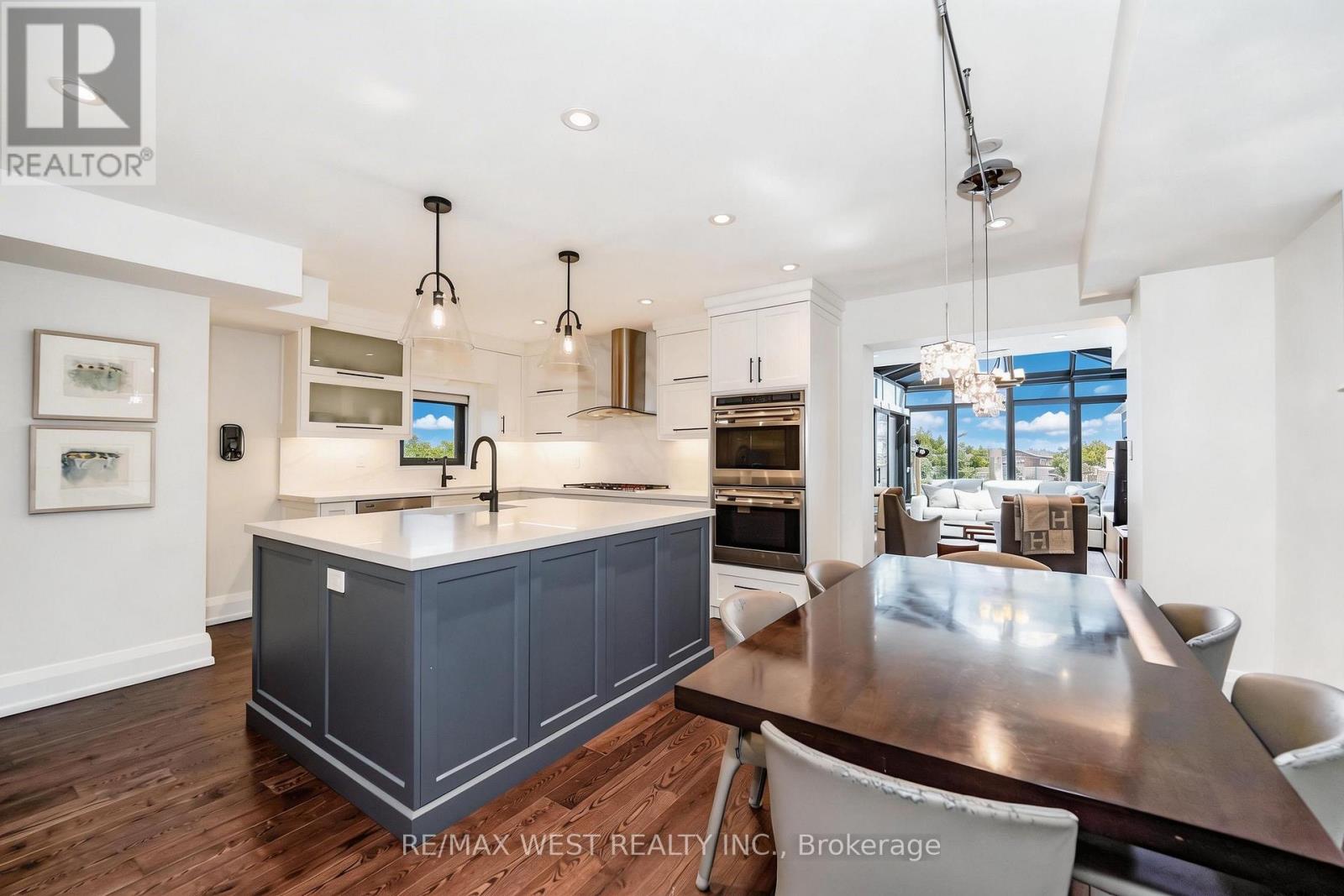 79 Elmsthorpe Avenue, Toronto, Ontario  M5P 2L8 - Photo 3 - C12972638