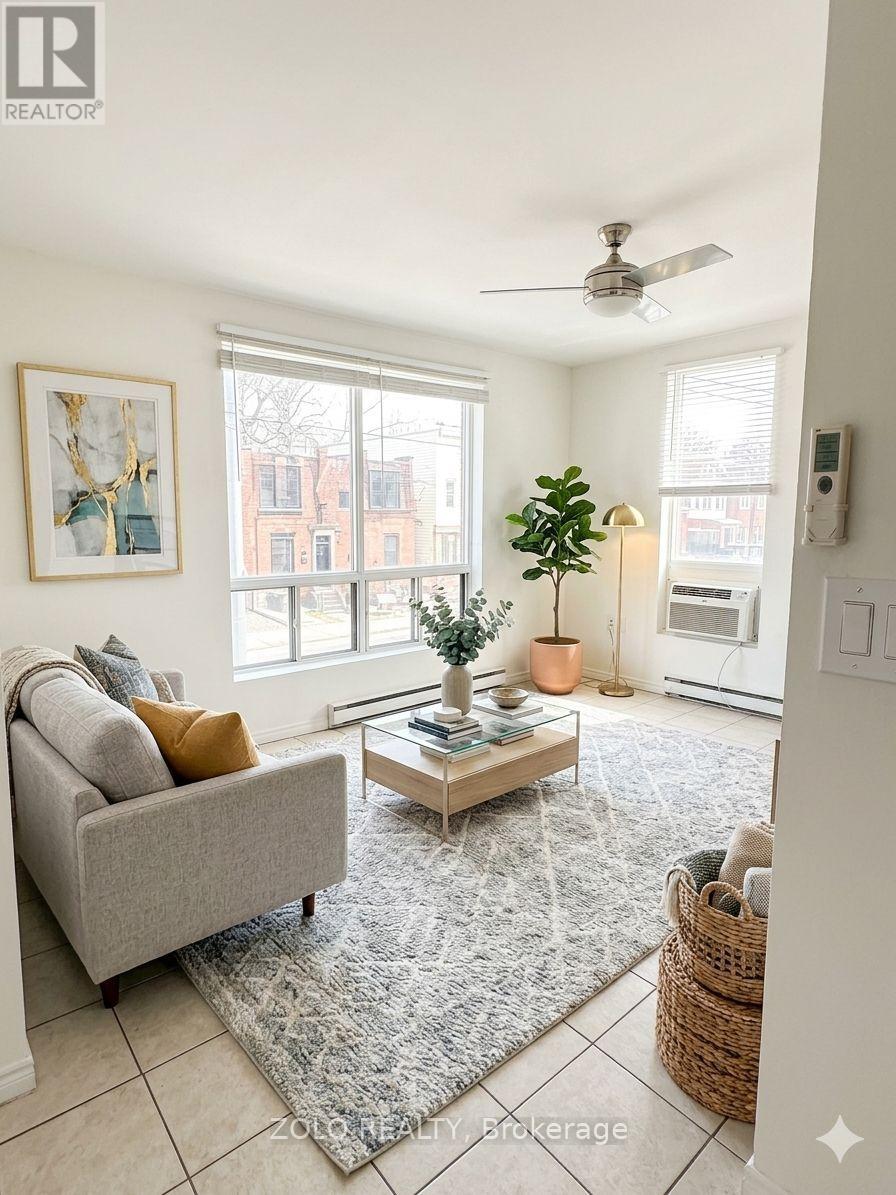 4 - 968 Bathurst Street, Toronto, Ontario  M5R 3G6 - Photo 4 - C12972712