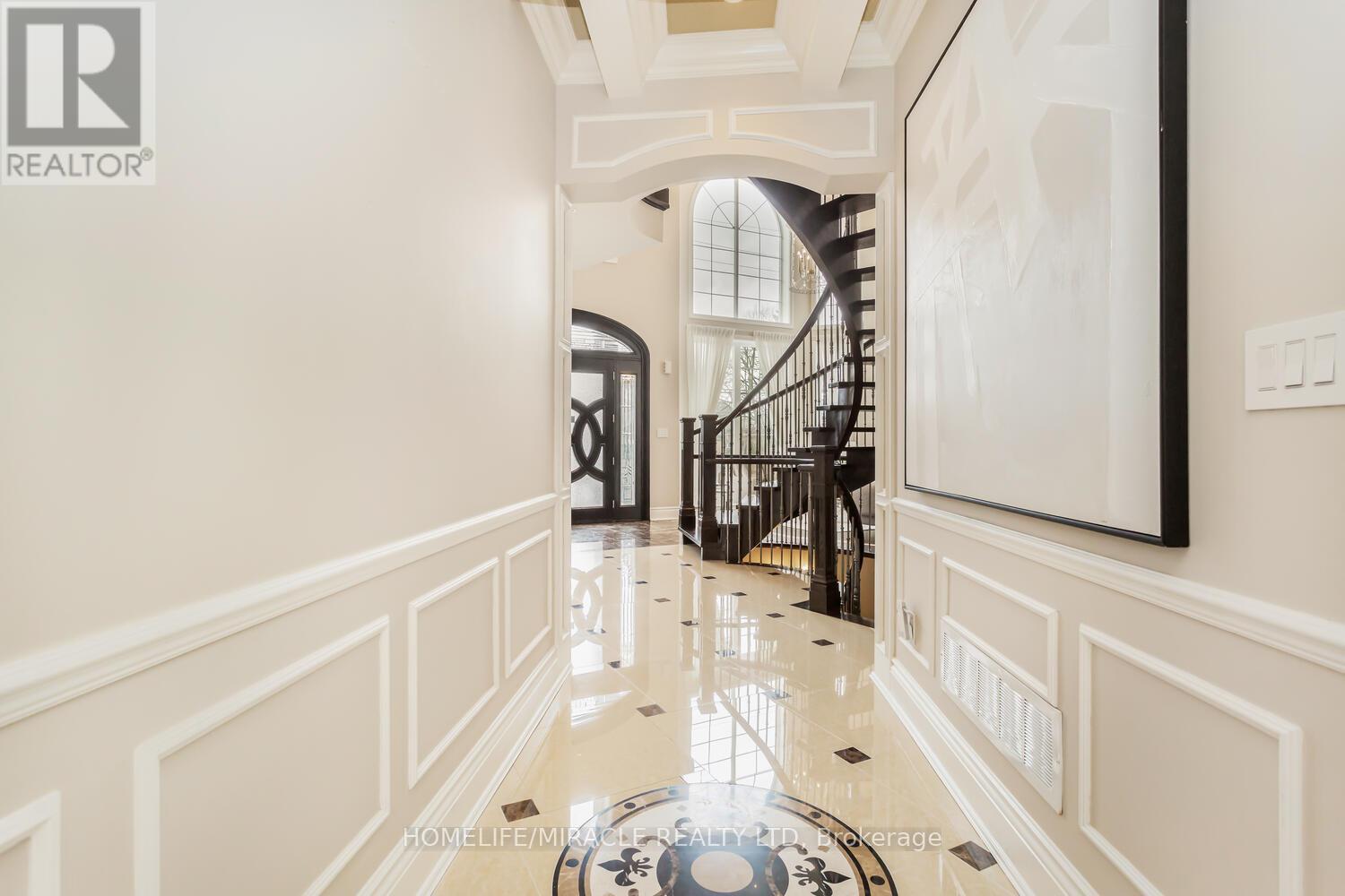 369 Toyne Vale Road, Pickering, Ontario  L1W 2G9 - Photo 10 - E12972406