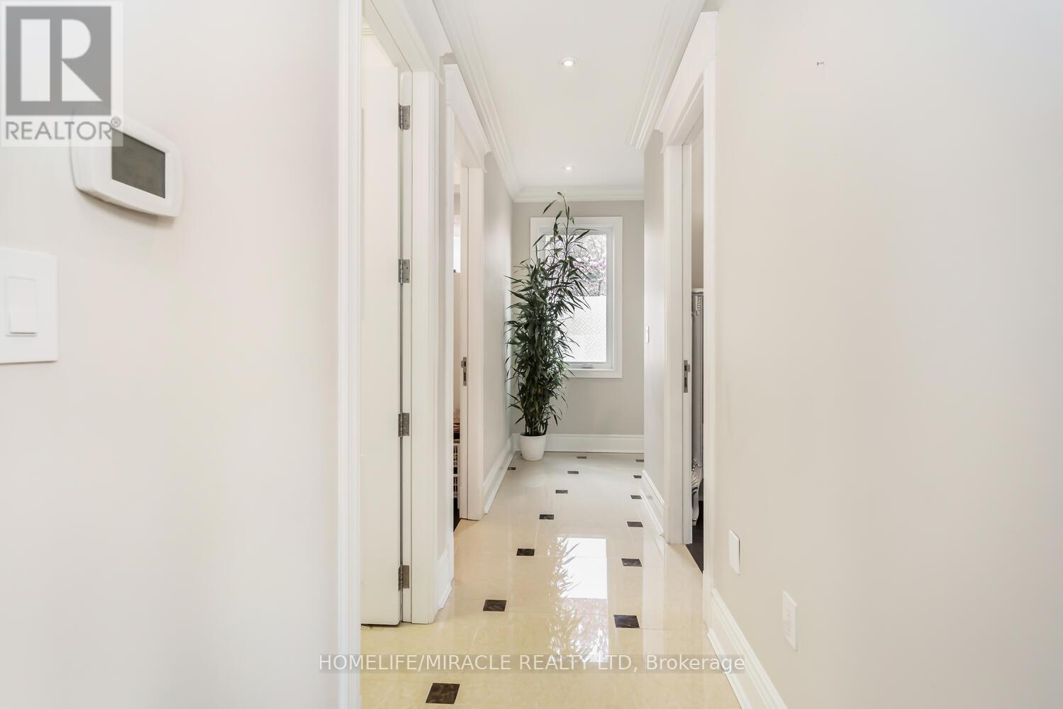 369 Toyne Vale Road, Pickering, Ontario  L1W 2G9 - Photo 23 - E12972406