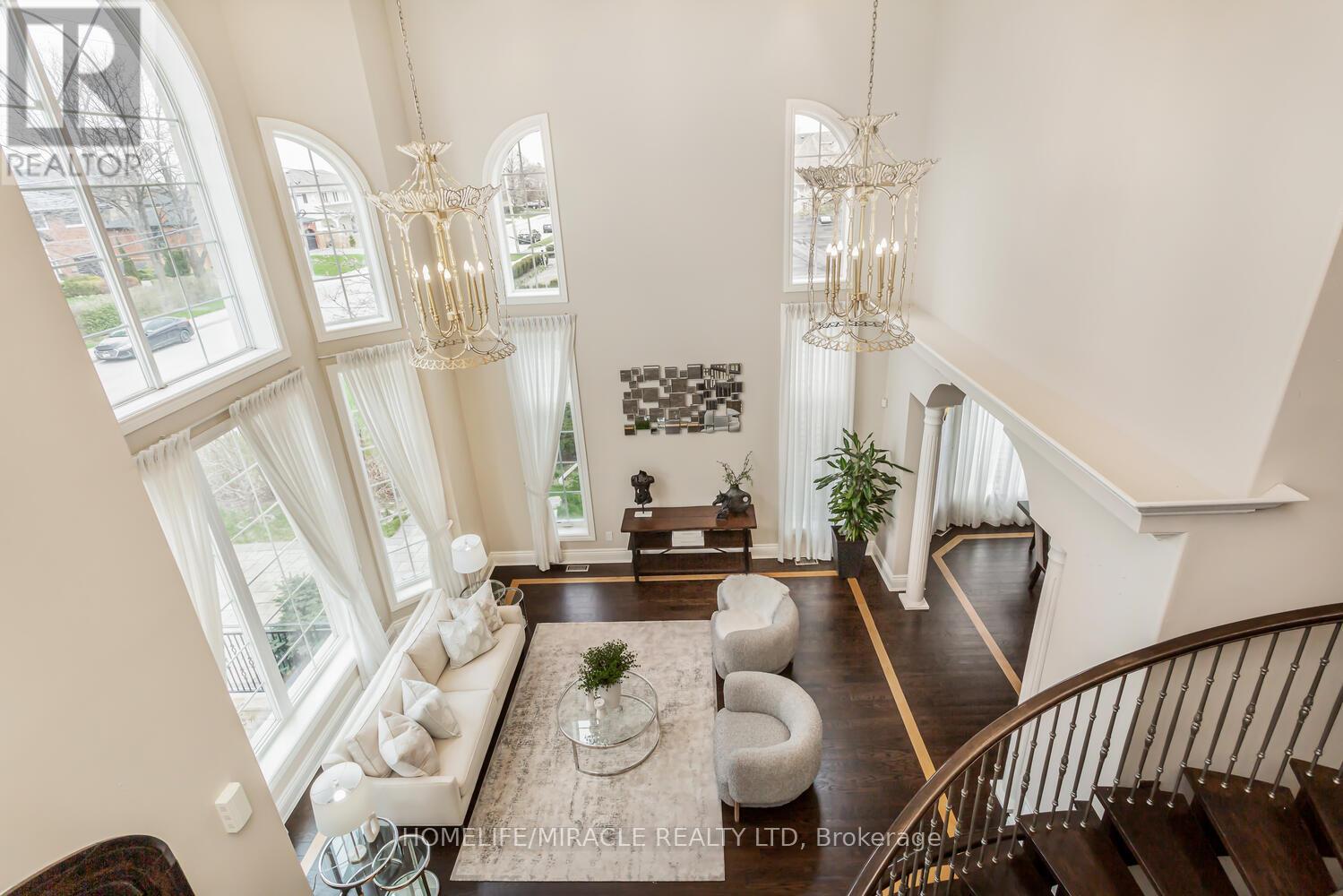 369 Toyne Vale Road, Pickering, Ontario  L1W 2G9 - Photo 29 - E12972406