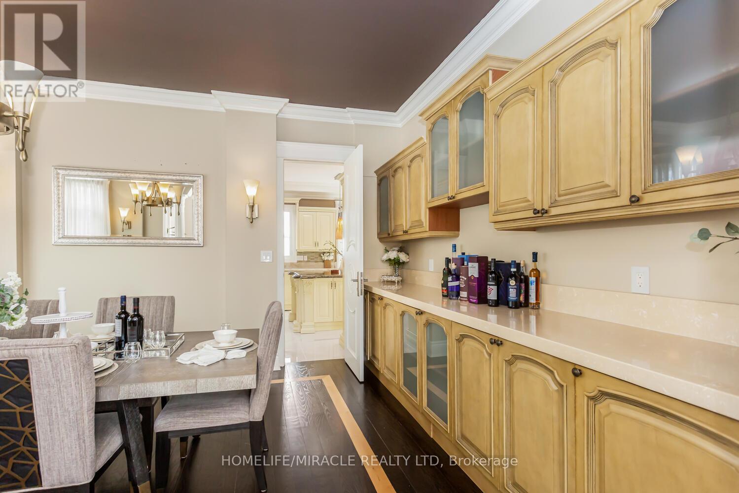 369 Toyne Vale Road, Pickering, Ontario  L1W 2G9 - Photo 6 - E12972406