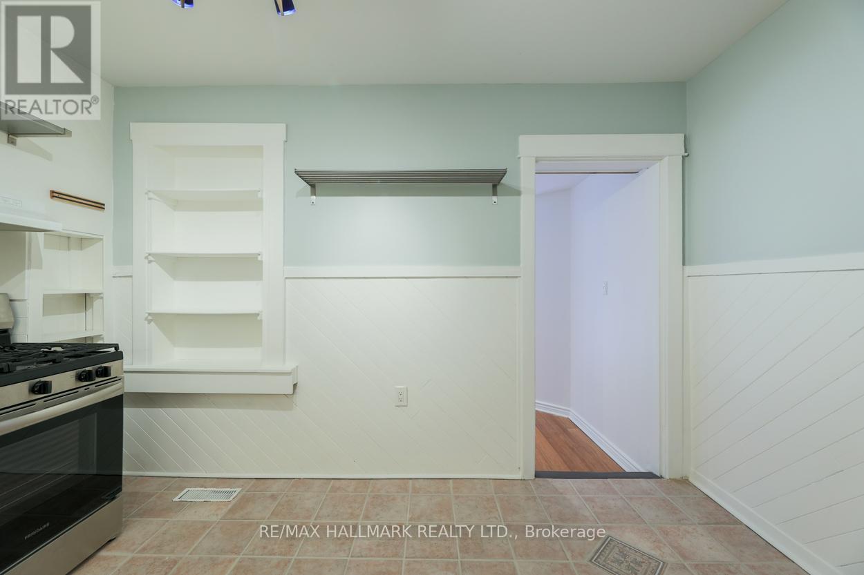 Main & Lower - 171 Wheeler Avenue, Toronto, Ontario  M4L 3V5 - Photo 11 - E12972446