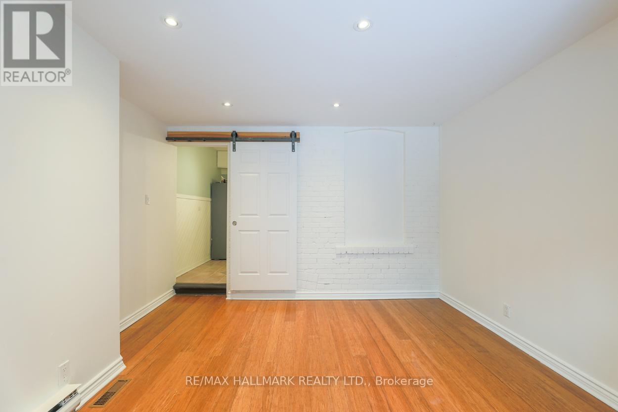 Main & Lower - 171 Wheeler Avenue, Toronto, Ontario  M4L 3V5 - Photo 12 - E12972446