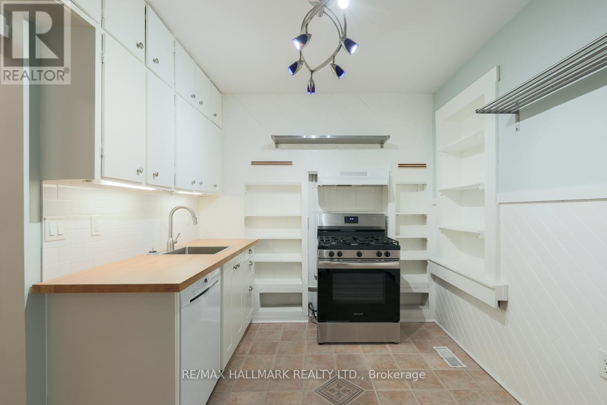 Main & Lower - 171 Wheeler Avenue, Toronto, Ontario  M4L 3V5 - Photo 9 - E12972446