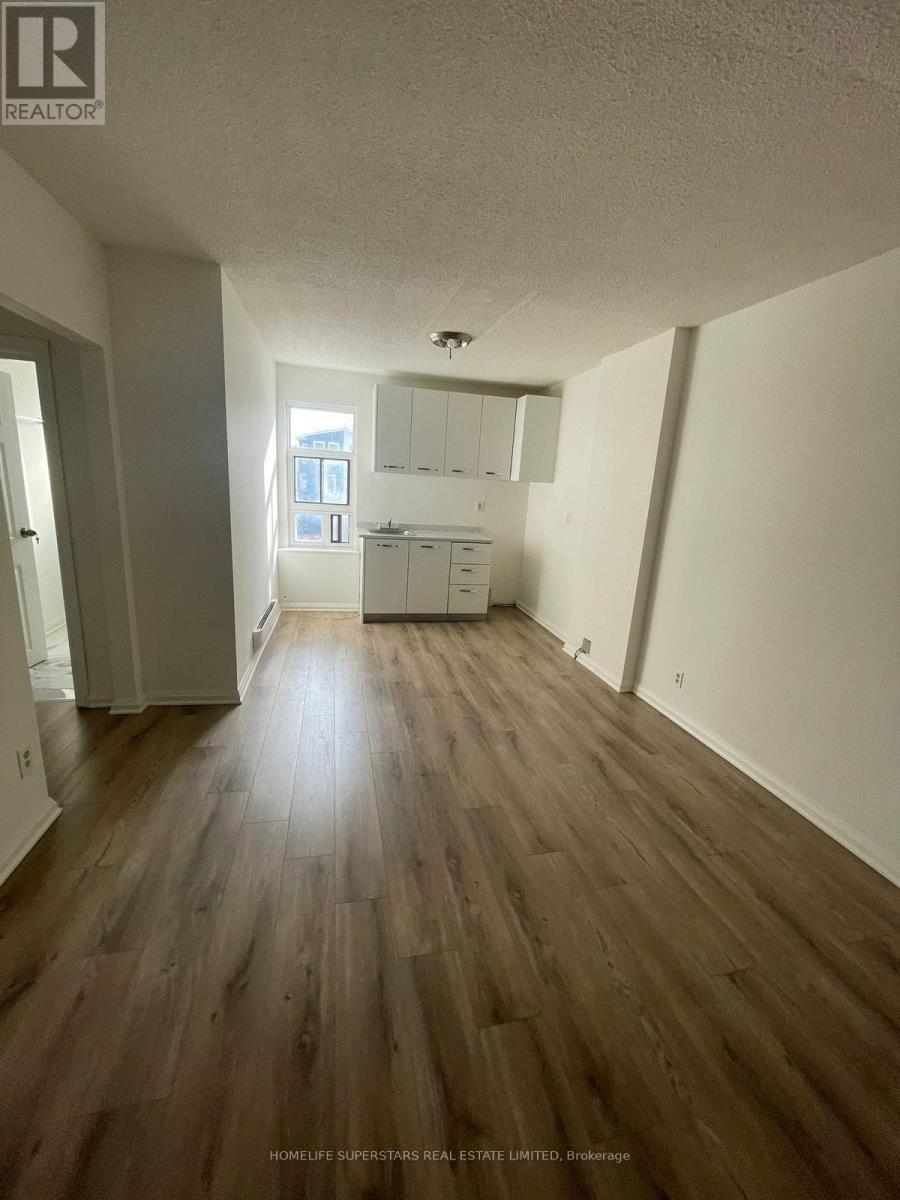 679 Danforth Avenue, Toronto, Ontario  M4J 1L2 - Photo 12 - E12972456