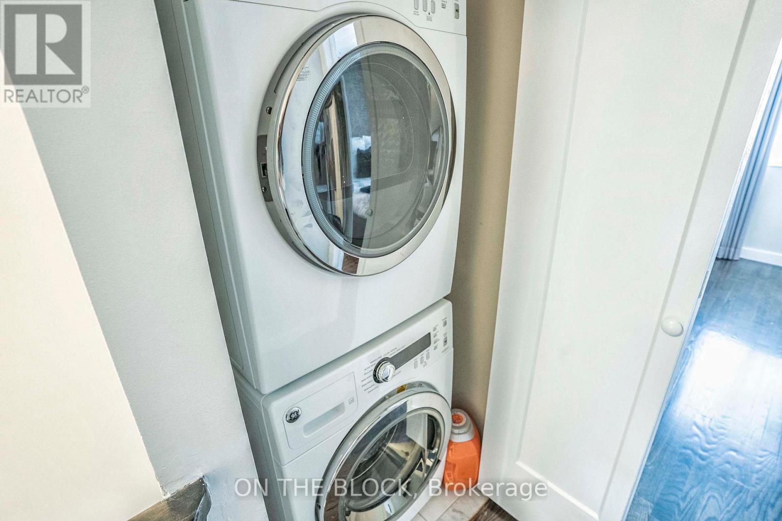 49 Leslie Street, Toronto, Ontario  M4M 3C3 - Photo 6 - E12972496