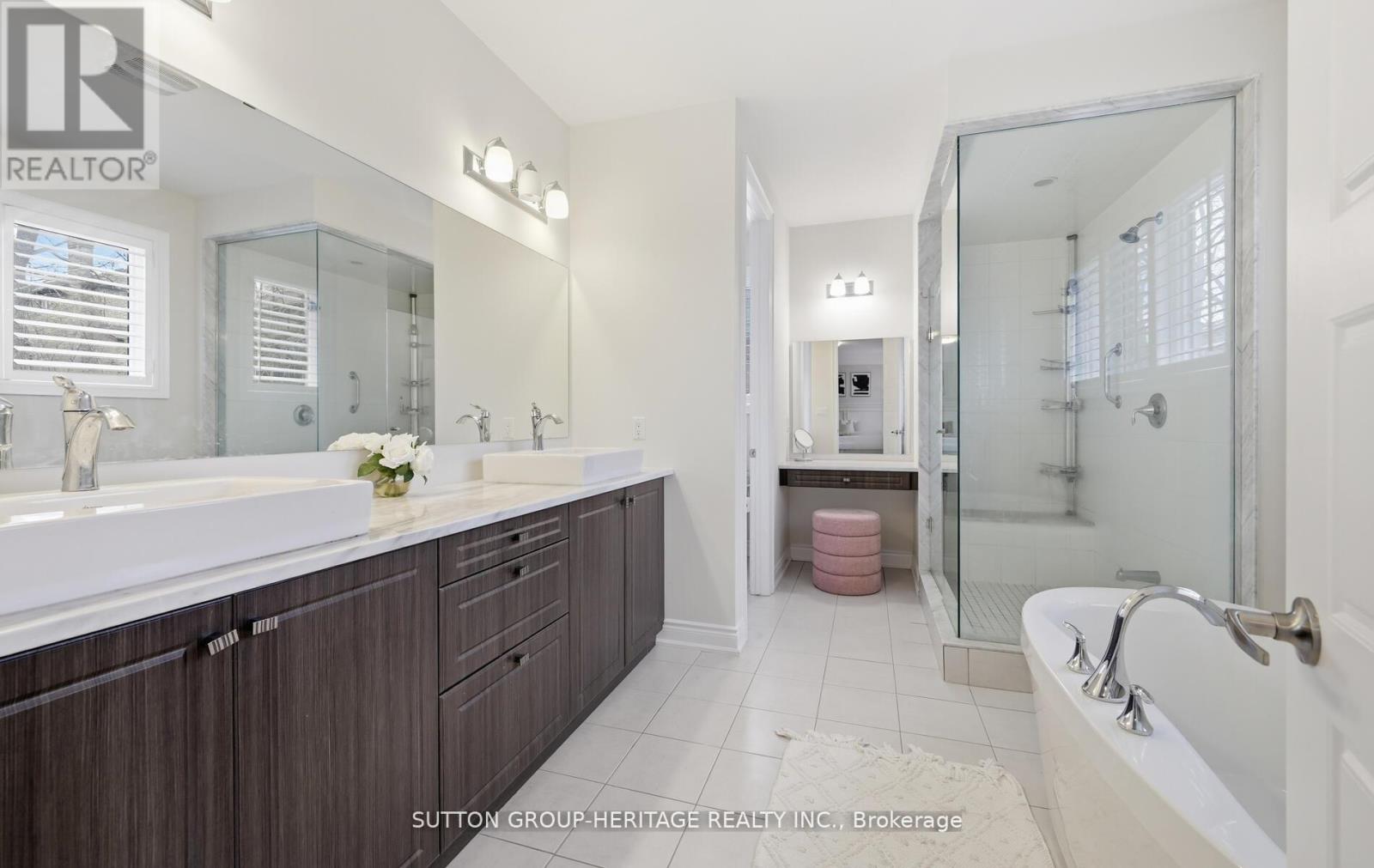 522 Cliffview Road, Pickering, Ontario  L1W 2N8 - Photo 36 - E12972536