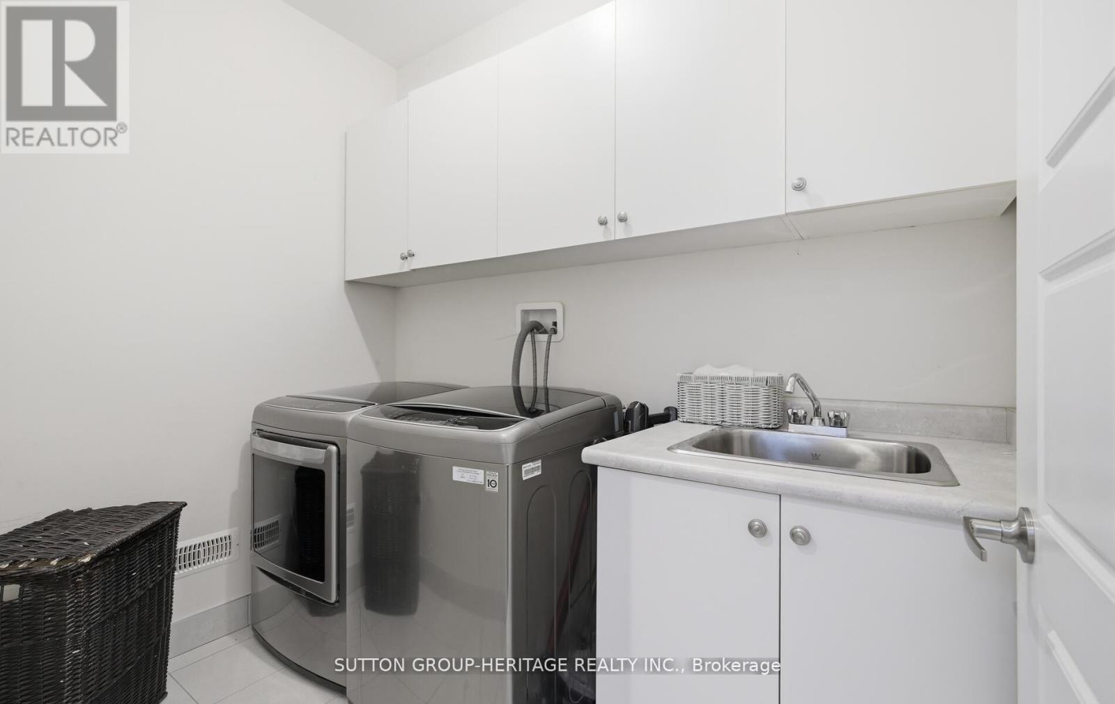 522 Cliffview Road, Pickering, Ontario  L1W 2N8 - Photo 37 - E12972536