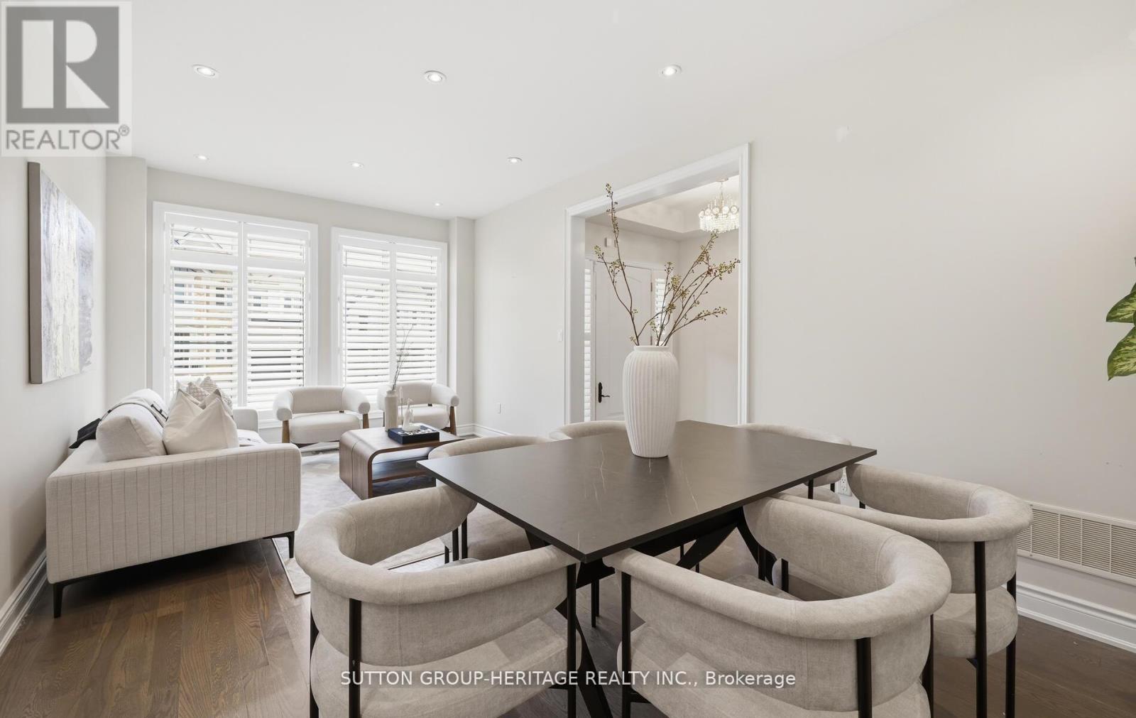 522 Cliffview Road, Pickering, Ontario  L1W 2N8 - Photo 8 - E12972536