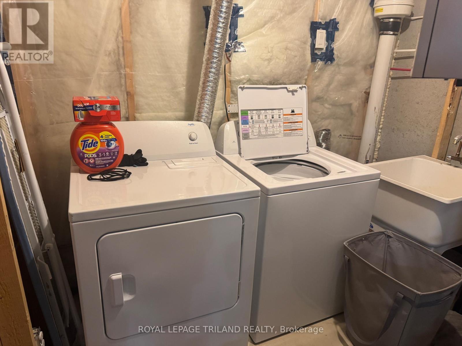 B - 58 Cortland Terrace, St. Thomas, Ontario  N5R 0J7 - Photo 6 - X12756812