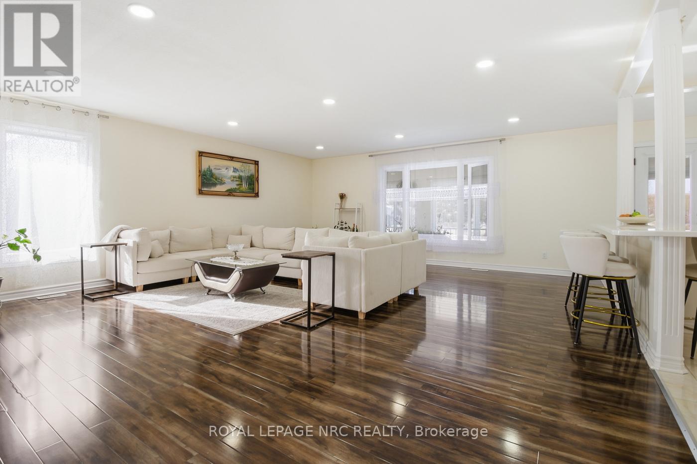 6384 Montrose Road, Niagara Falls, Ontario  L2H 1L6 - Photo 15 - X12741874