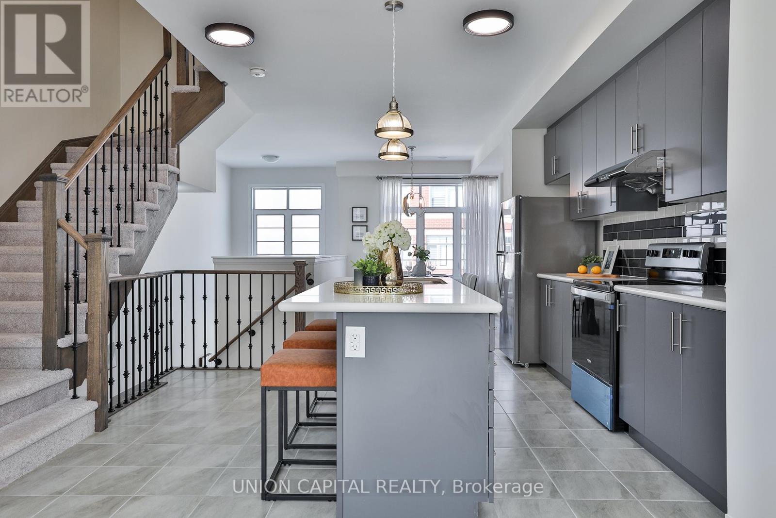 5 Sissons Way, Markham, Ontario  L6B 1R2 - Photo 6 - N12972540