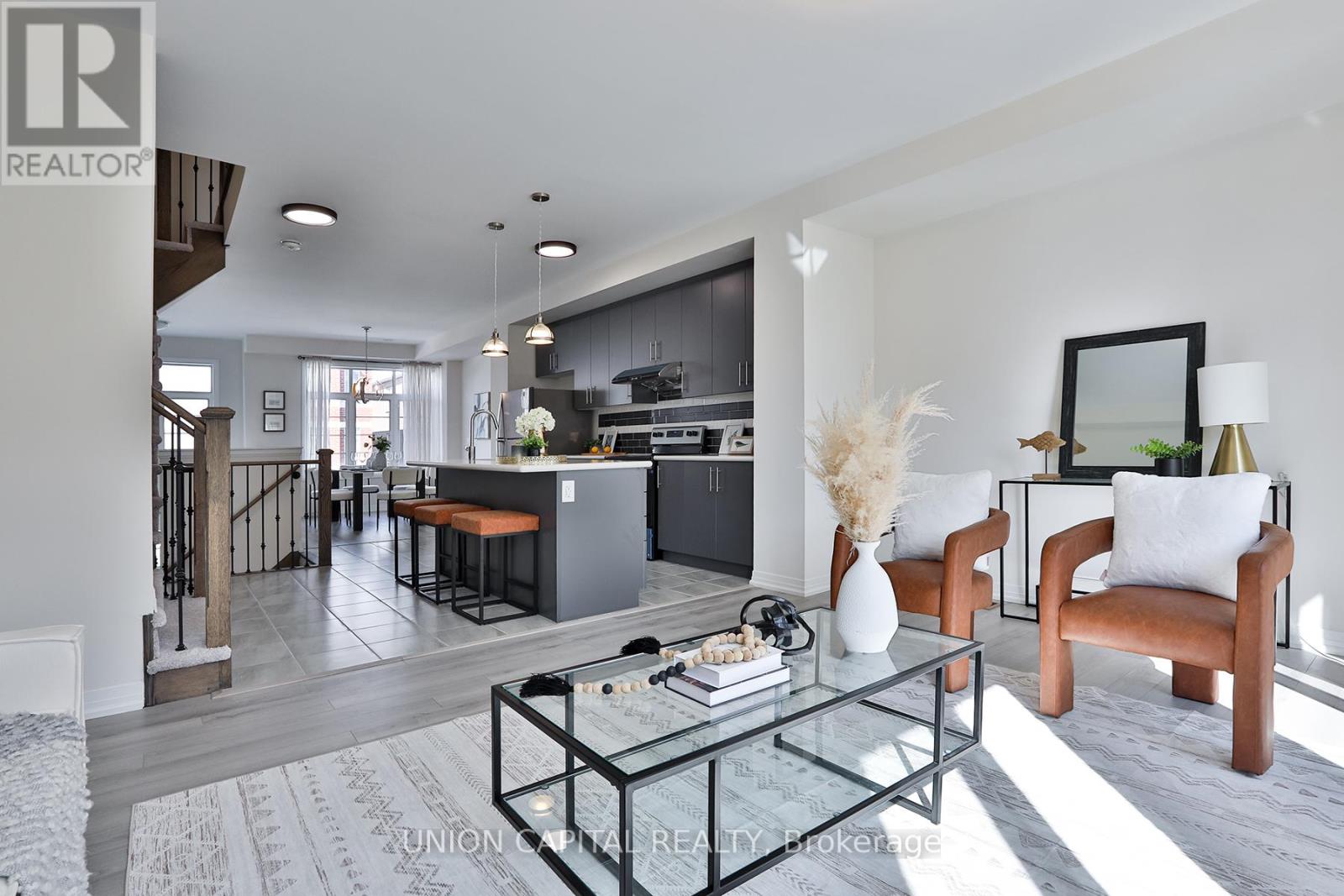 5 Sissons Way, Markham, Ontario  L6B 1R2 - Photo 8 - N12972540