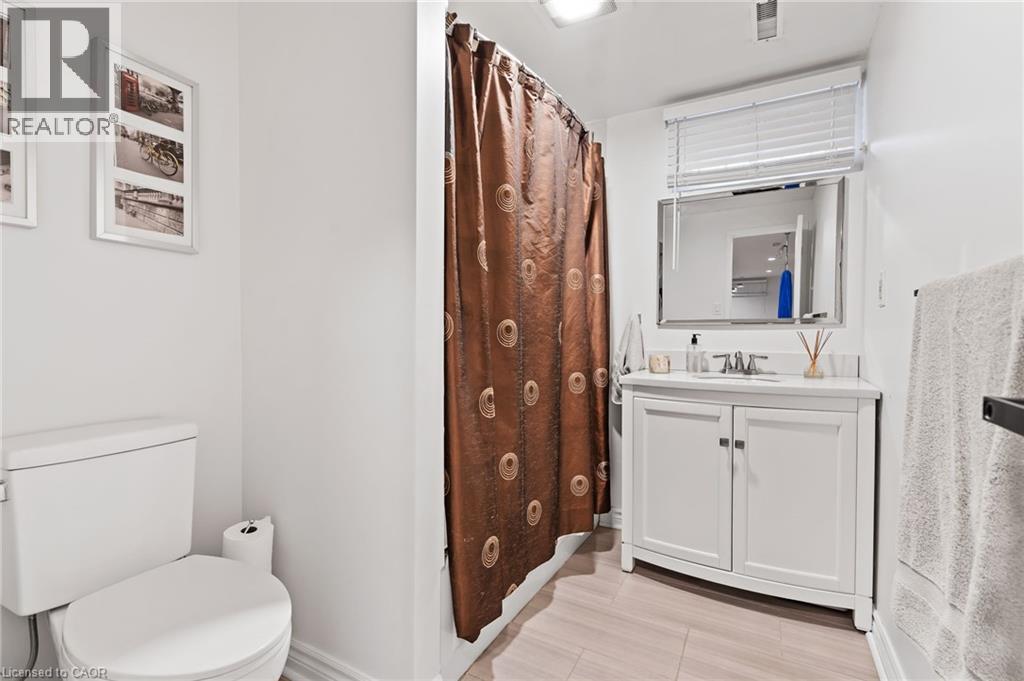 2685 Los Palmas Court, Mississauga, Ontario  L5N 2G6 - Photo 24 - 40818849