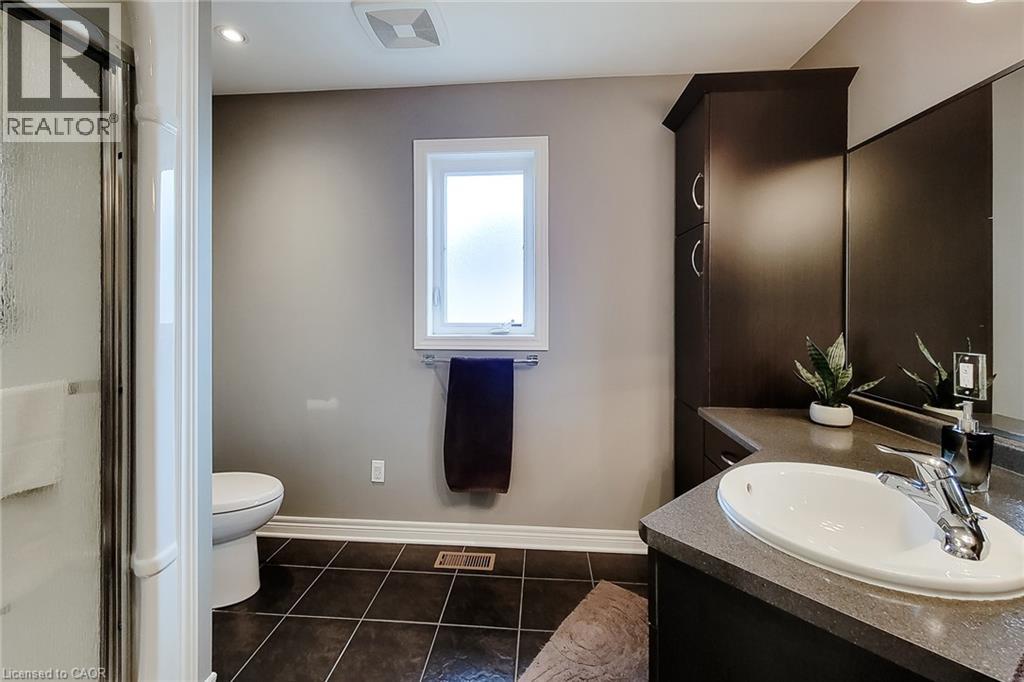 13 Alex Grant Place, St. Catharines, Ontario  L2P 0A2 - Photo 47 - 40818845