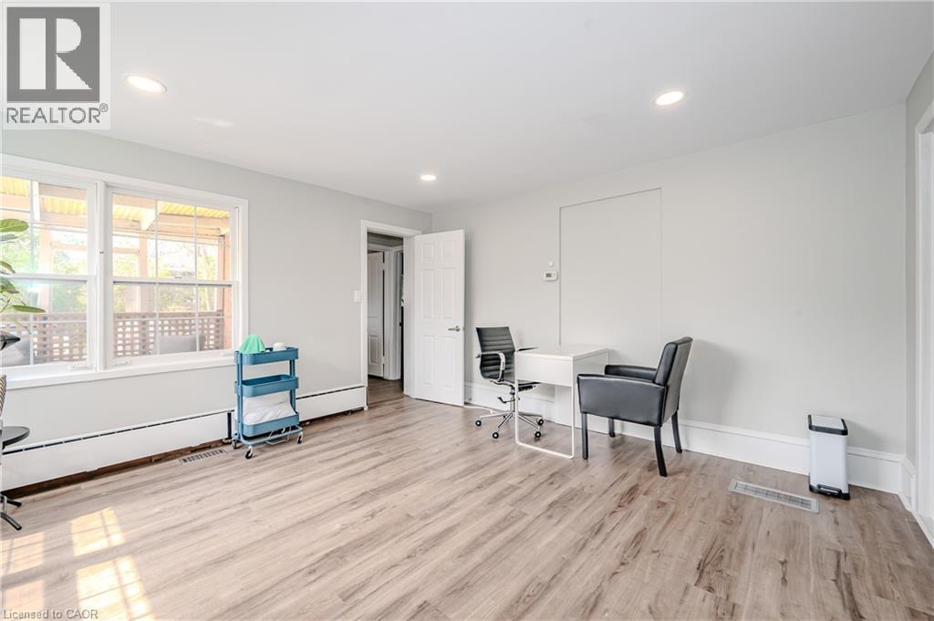 492 Locust Street Unit# 1, Burlington, Ontario  L7S 1V2 - Photo 12 - 40818287