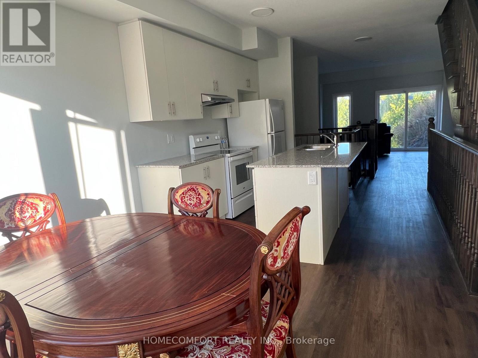 10 Winters Crescent, Collingwood, Ontario  L9Y 5T1 - Photo 2 - S12972560