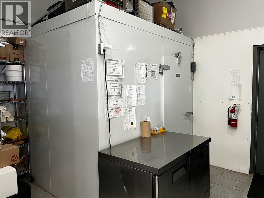 1119 Duffeerin Avenue Unit# 2, Wallaceburg, Ontario  N8A 2W2 - Photo 13 - 26007517