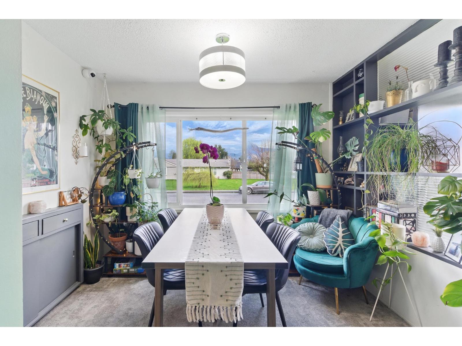 8687 Elm Drive, Chilliwack Proper South, Chilliwack, British Columbia  V2P 4Y3 - Photo 5 - R3108654