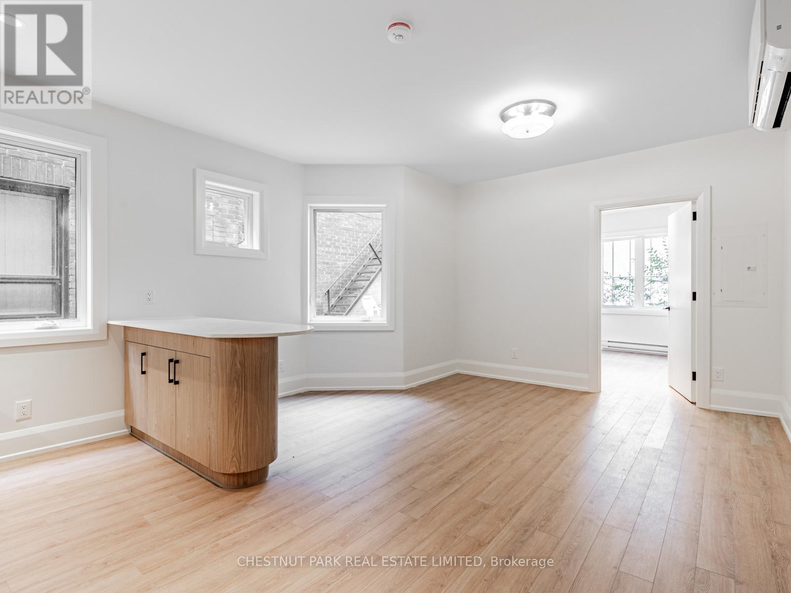 3 - 2528 Yonge Street, Toronto, Ontario  M4P 2H7 - Photo 3 - C12944410