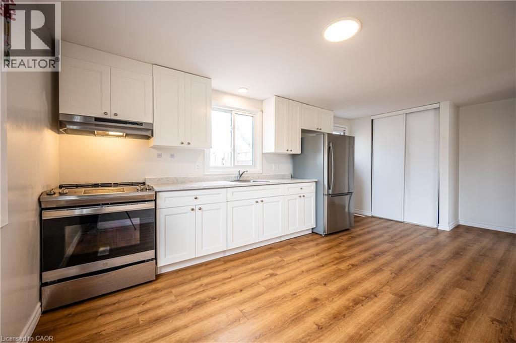 46 Karen Walk Unit# A, Waterloo, Ontario  N2L 5X2 - Photo 11 - 40812576