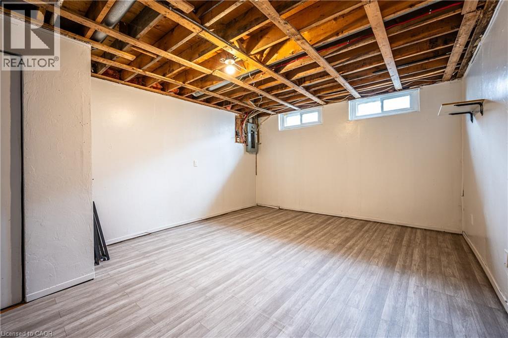 46 Karen Walk Unit# A, Waterloo, Ontario  N2L 5X2 - Photo 18 - 40812576