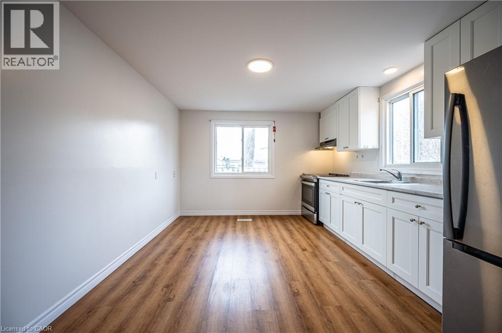 46 Karen Walk Unit# A, Waterloo, Ontario  N2L 5X2 - Photo 9 - 40812576