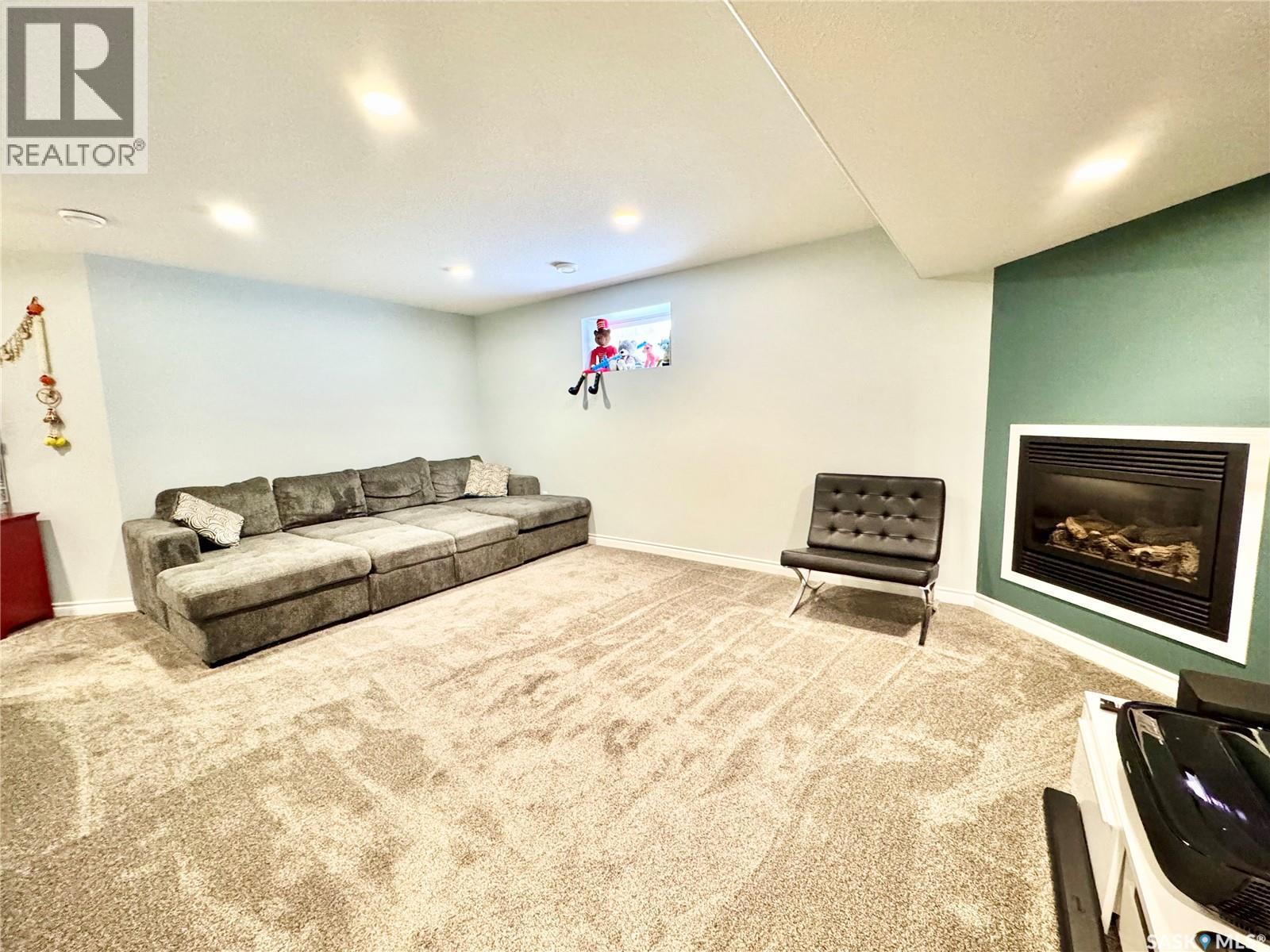 42 John Hicks Place, Prince Albert, Saskatchewan  S6V 8E5 - Photo 13 - SK032387