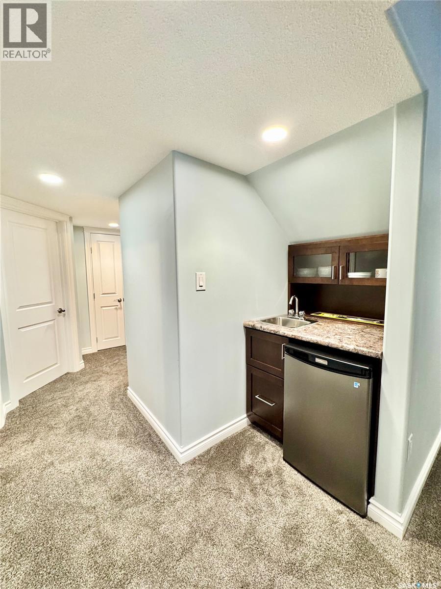 42 John Hicks Place, Prince Albert, Saskatchewan  S6V 8E5 - Photo 14 - SK032387