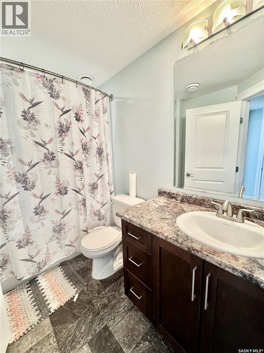 42 John Hicks Place, Prince Albert, Saskatchewan  S6V 8E5 - Photo 17 - SK032387