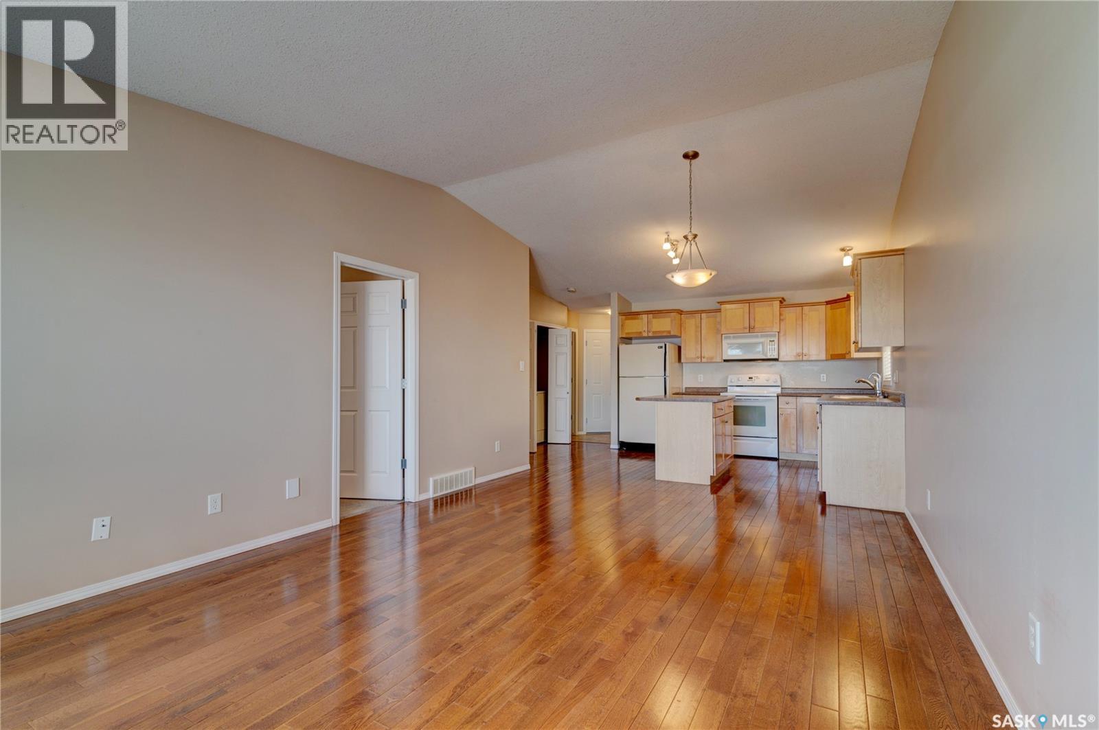 26 2801 Windsor Park Road, Regina, Saskatchewan  S4V 1E7 - Photo 10 - SK032367