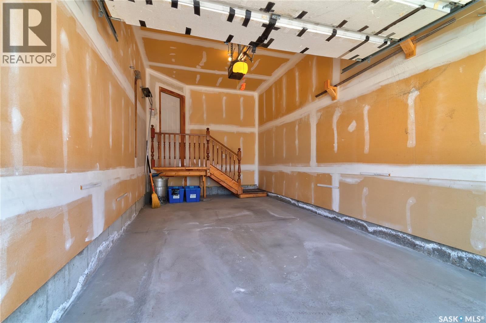 26 2801 Windsor Park Road, Regina, Saskatchewan  S4V 1E7 - Photo 27 - SK032367