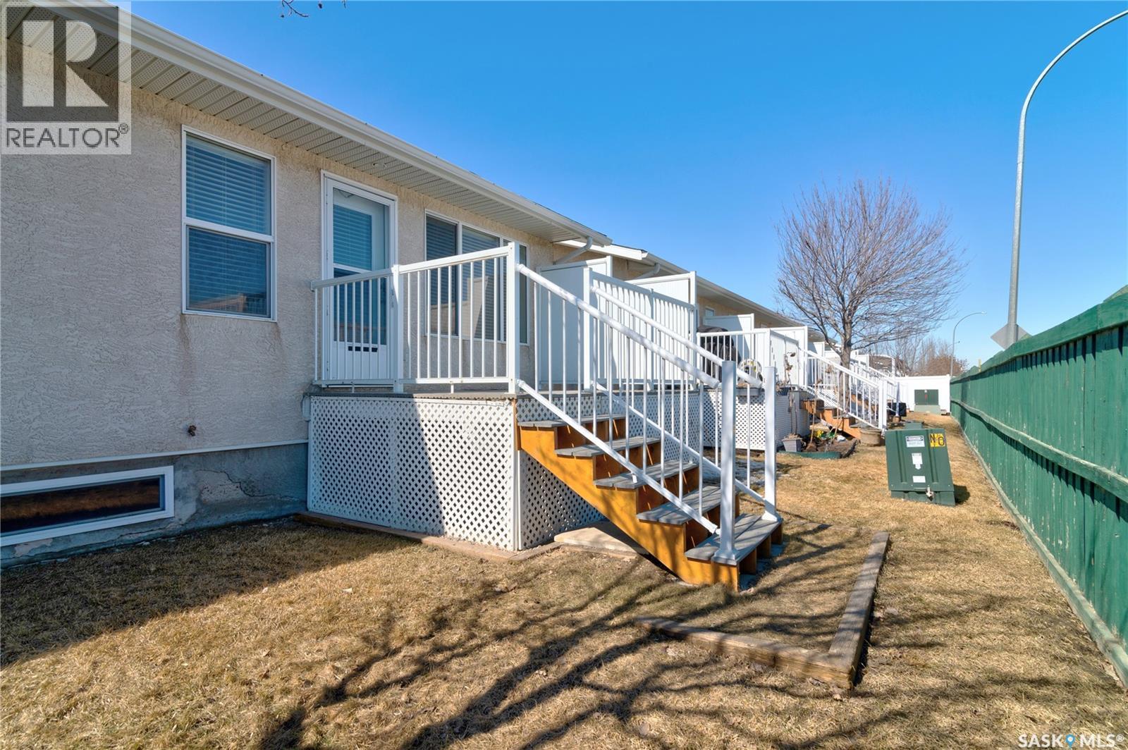 26 2801 Windsor Park Road, Regina, Saskatchewan  S4V 1E7 - Photo 31 - SK032367