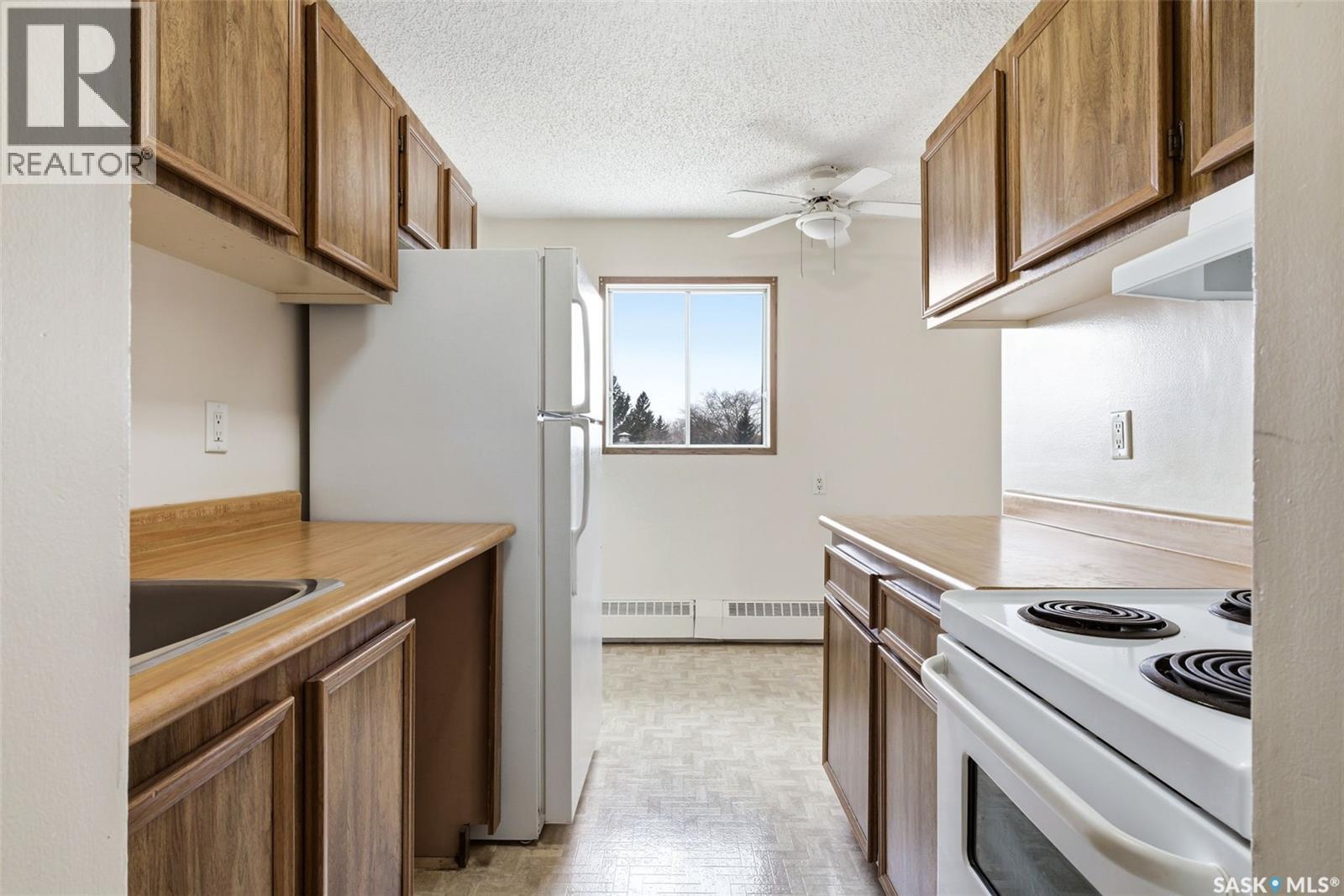 304 35 Alport Crescent, Regina, Saskatchewan  S4R 8C6 - Photo 12 - SK032359