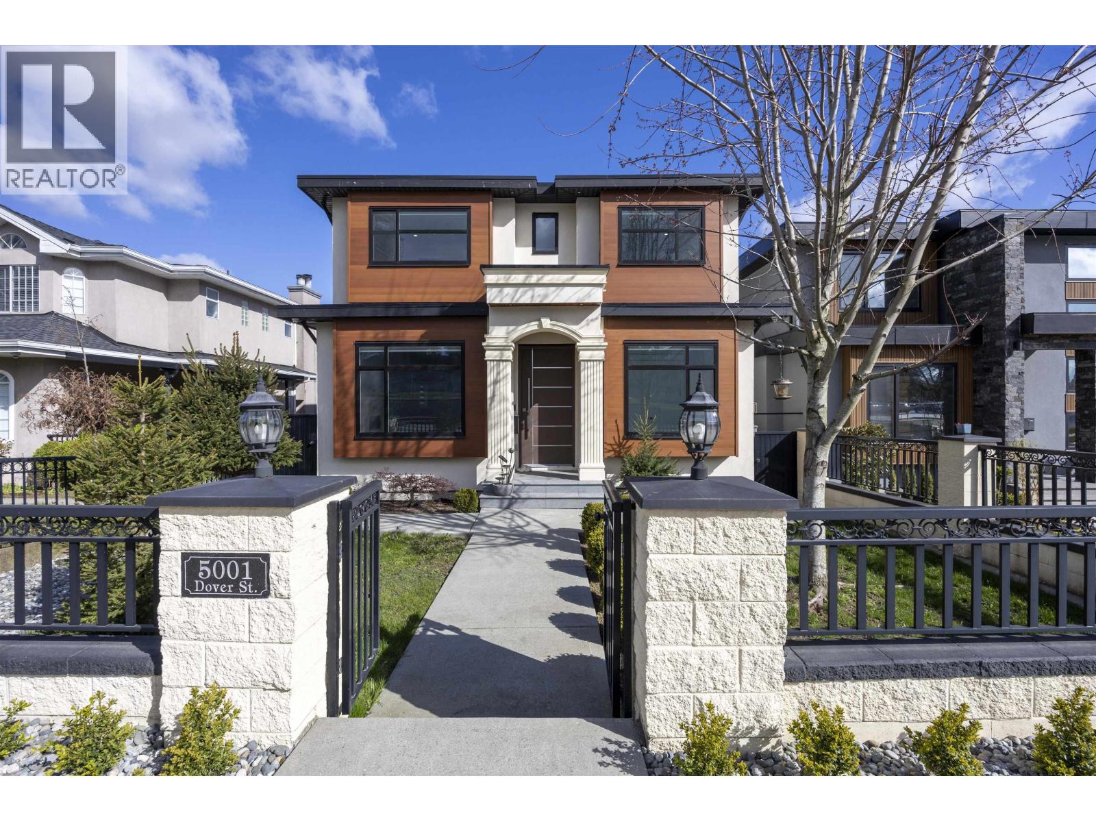 5001 DOVER STREET, Burnaby, British Columbia