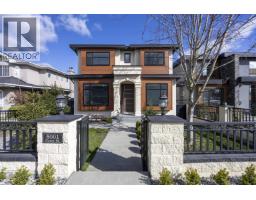 5001 DOVER STREET, Burnaby, British Columbia