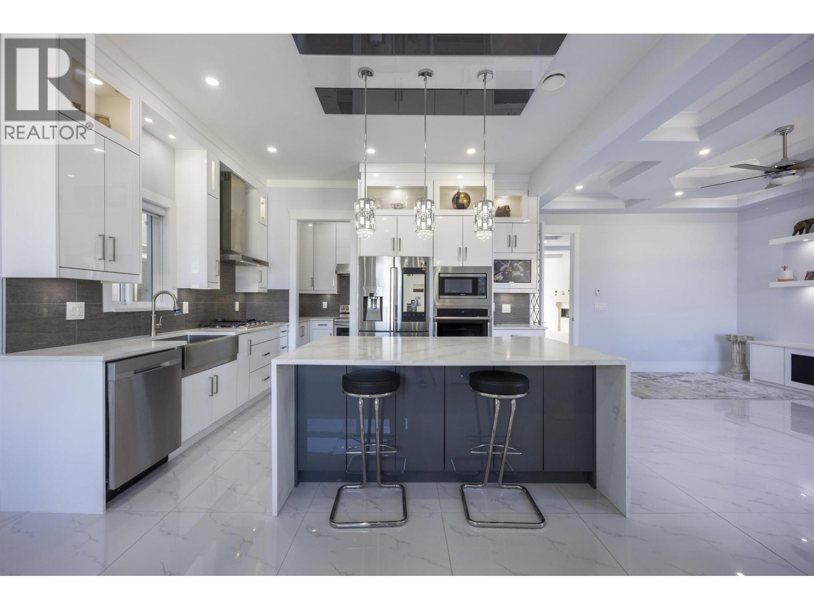 5001 Dover Street, Burnaby, British Columbia  V5H 1R4 - Photo 11 - R3099377