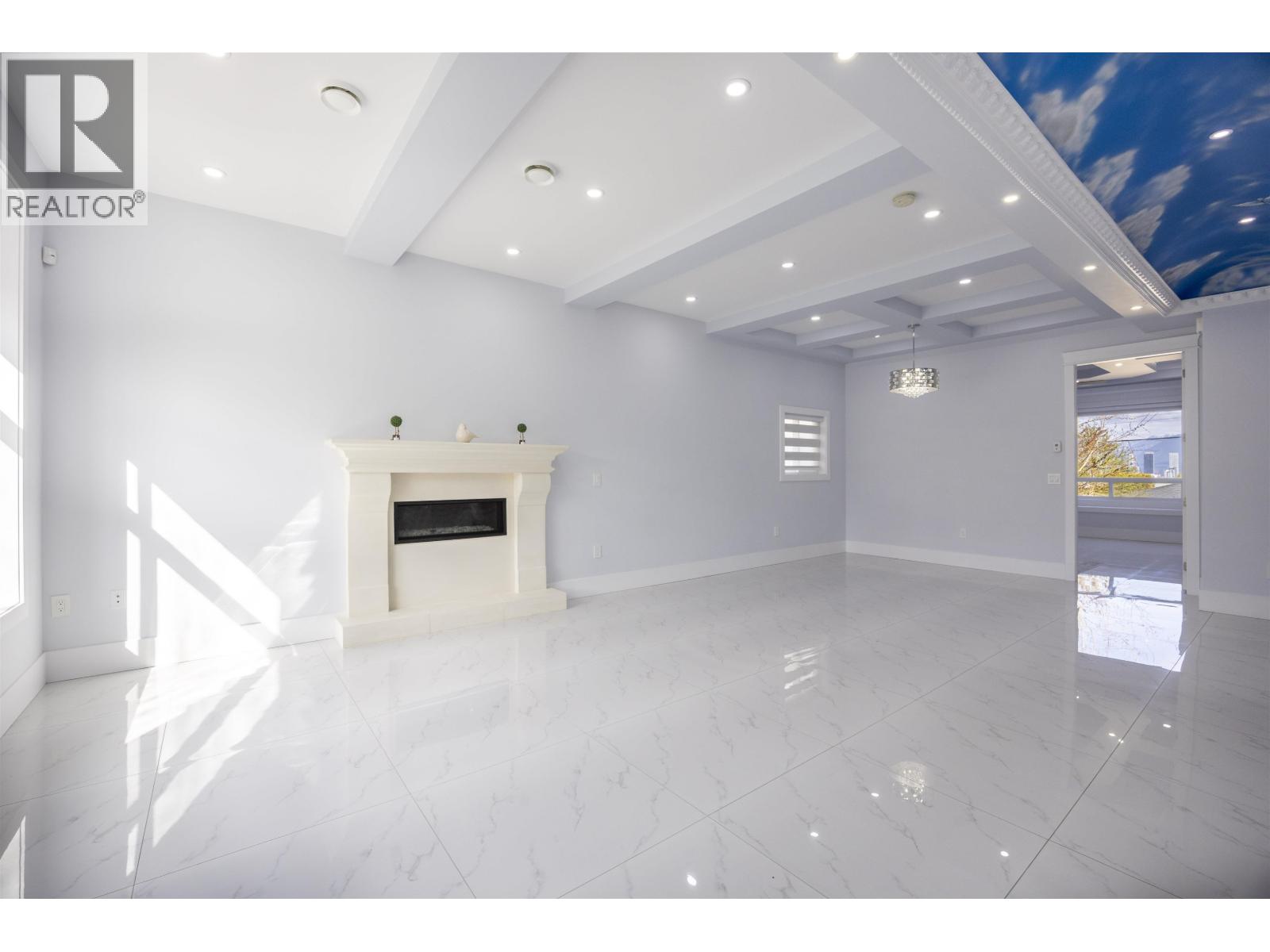 5001 Dover Street, Burnaby, British Columbia  V5H 1R4 - Photo 6 - R3099377