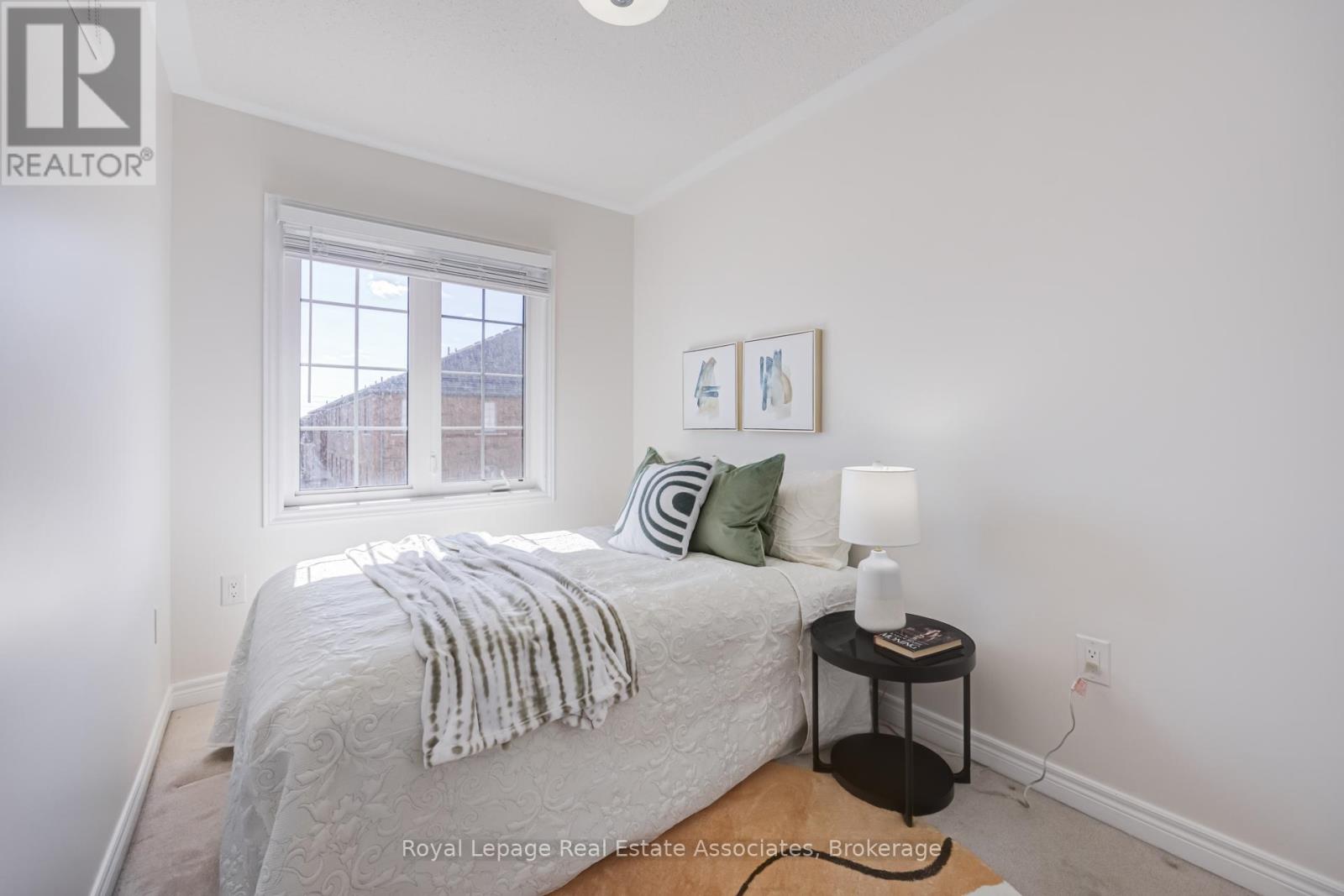 1376 Granrock Crescent, Mississauga, Ontario  L5V 0E1 - Photo 20 - W12972390