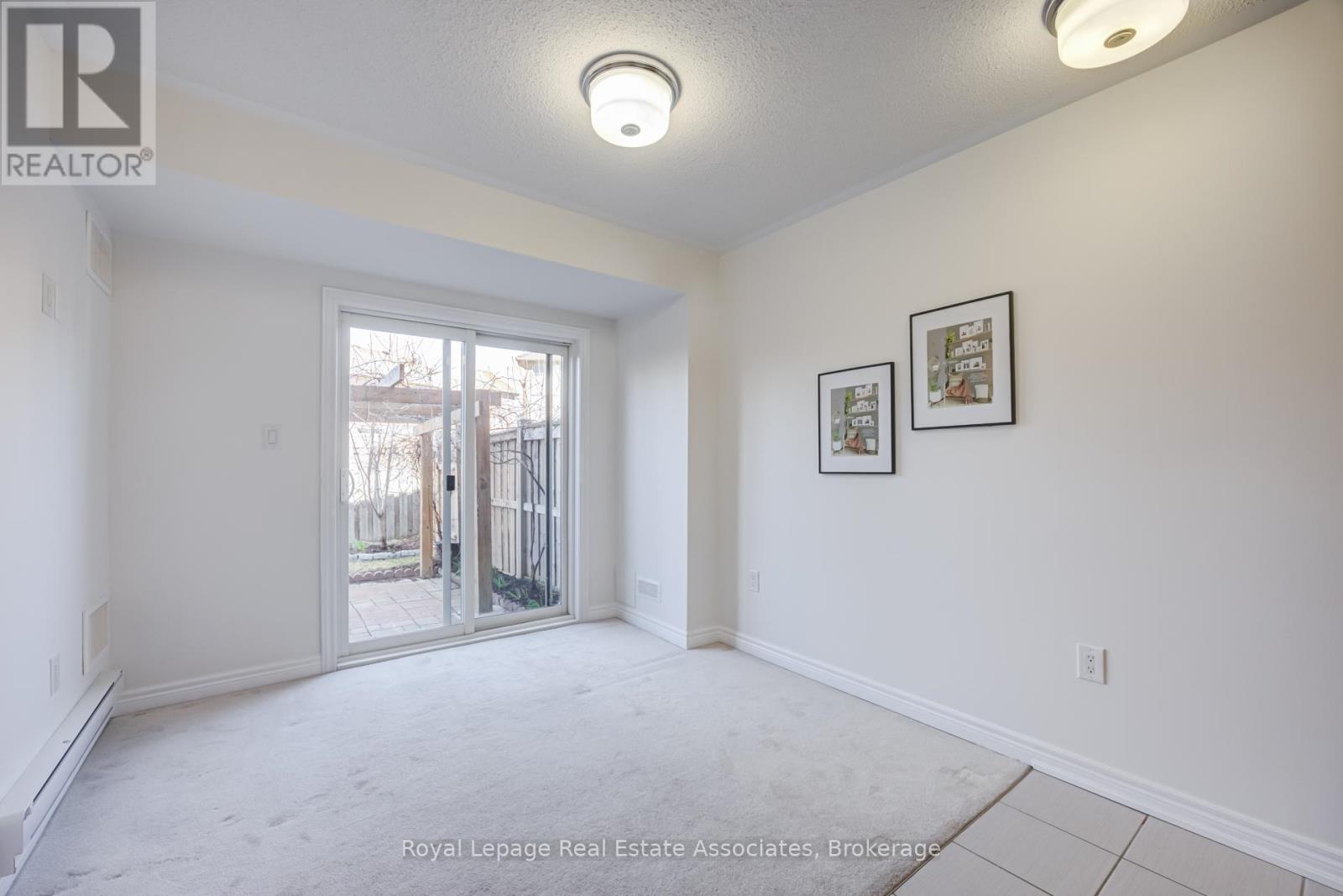 1376 Granrock Crescent, Mississauga, Ontario  L5V 0E1 - Photo 23 - W12972390