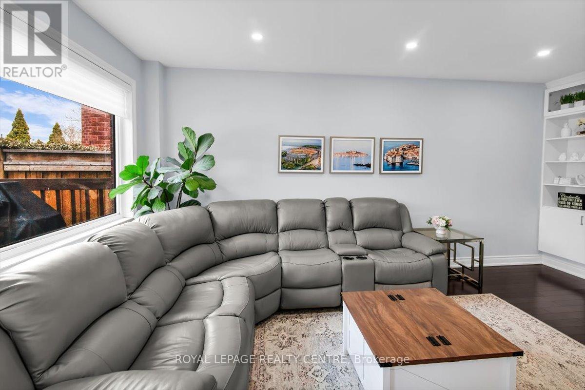 3135 Orleans Road, Mississauga, Ontario  L5L 5L4 - Photo 15 - W12972476