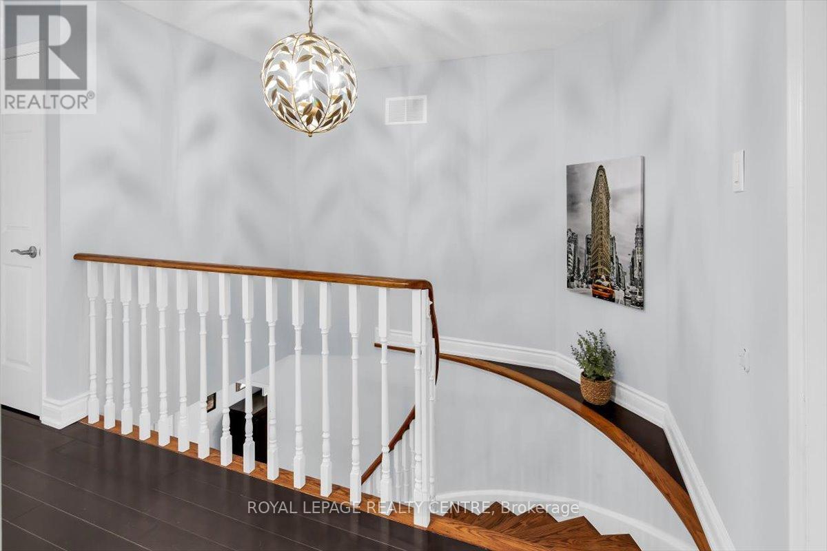 3135 Orleans Road, Mississauga, Ontario  L5L 5L4 - Photo 21 - W12972476