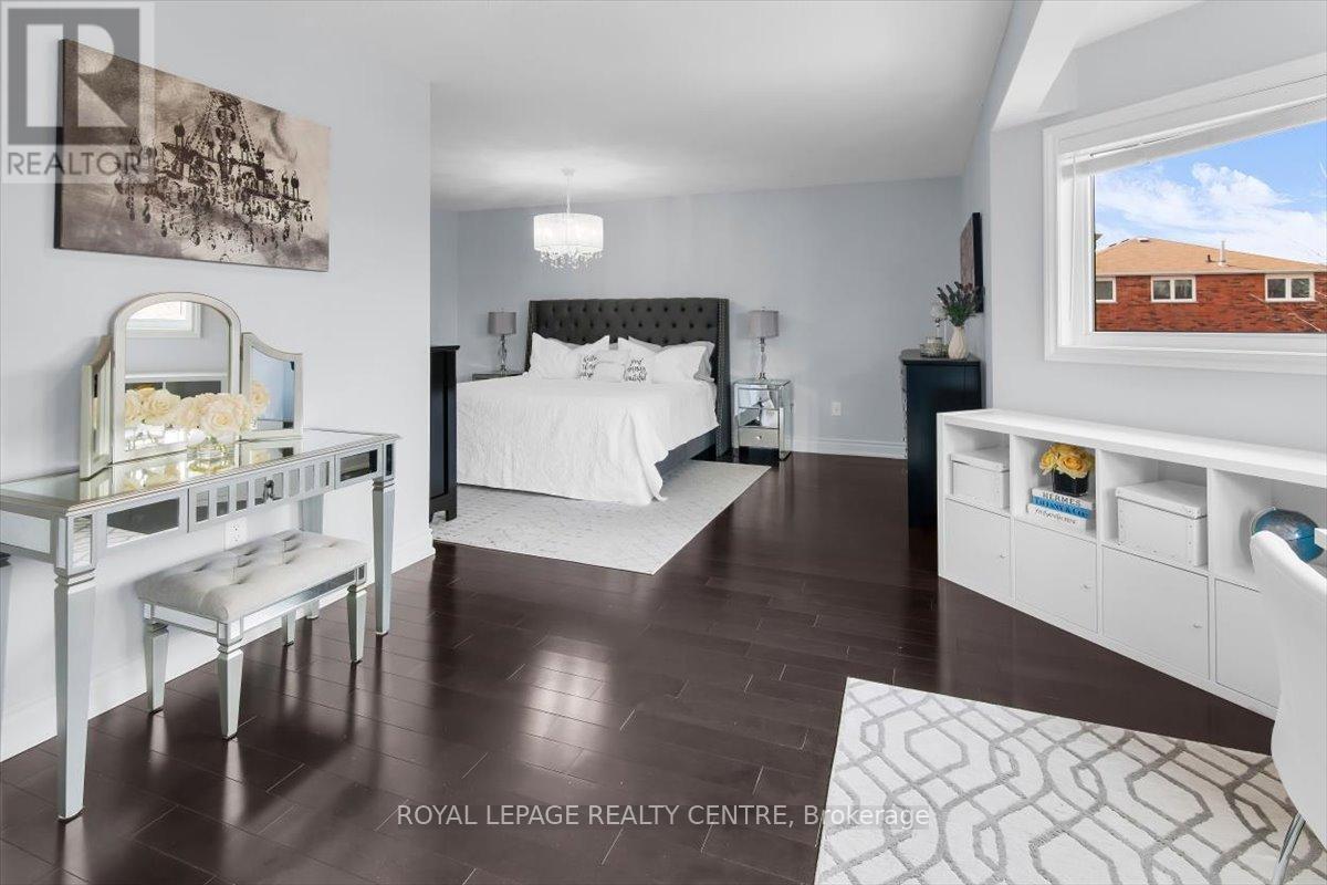 3135 Orleans Road, Mississauga, Ontario  L5L 5L4 - Photo 24 - W12972476