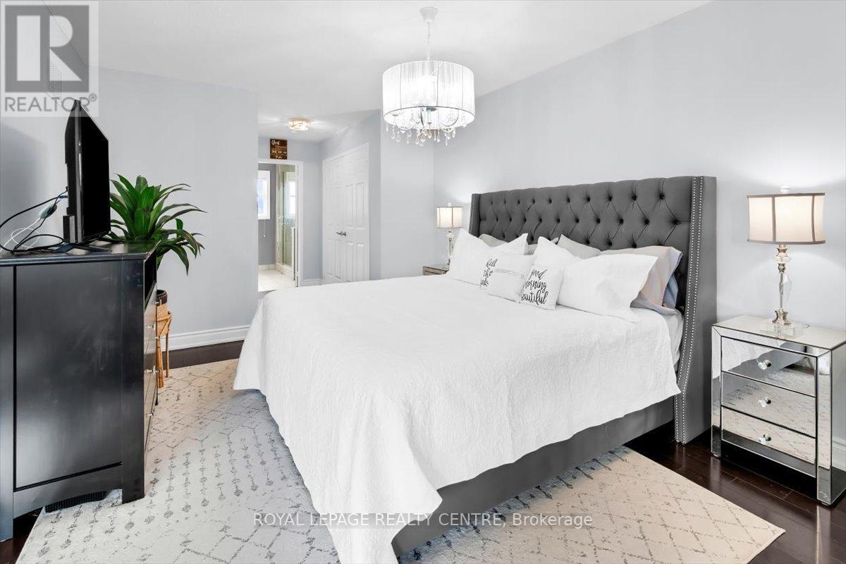 3135 Orleans Road, Mississauga, Ontario  L5L 5L4 - Photo 25 - W12972476