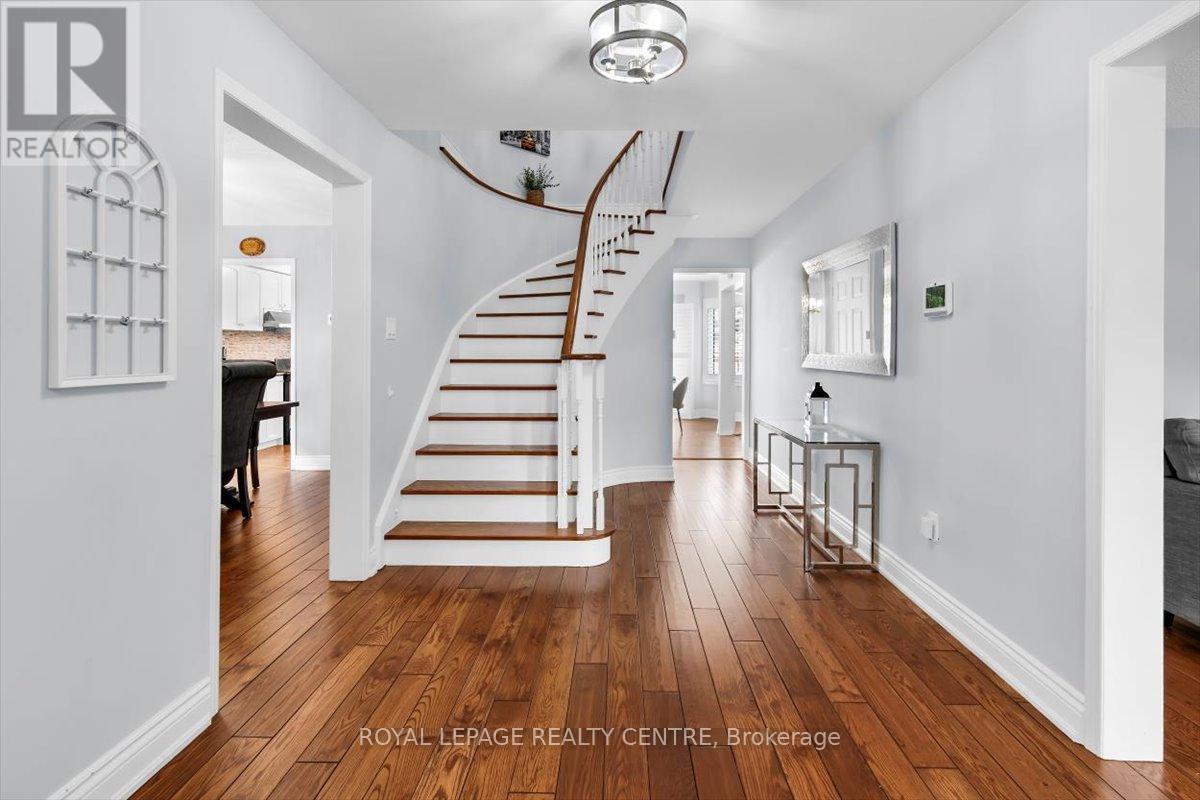 3135 Orleans Road, Mississauga, Ontario  L5L 5L4 - Photo 3 - W12972476